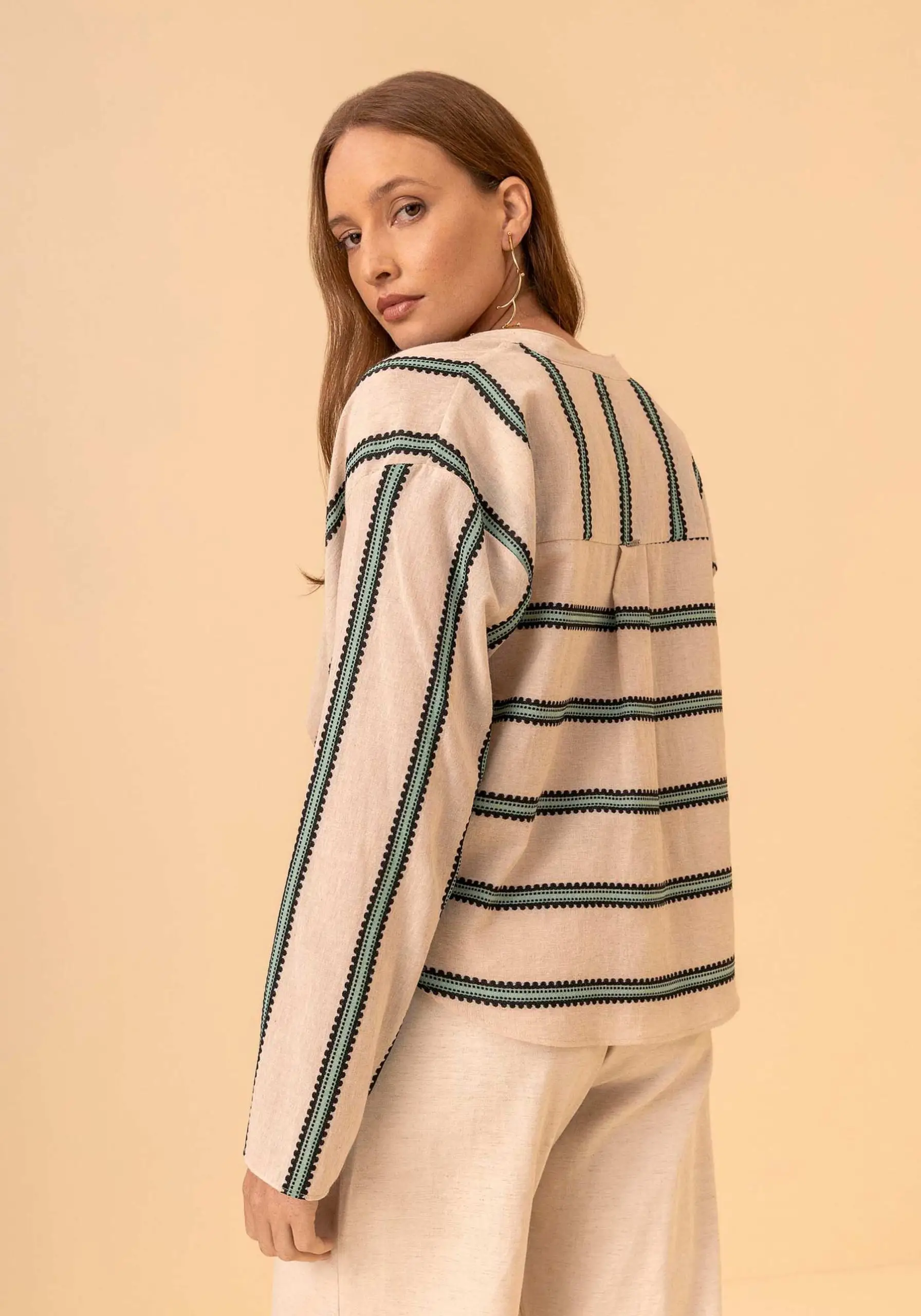 lezalez-1.5437E-019019-C3