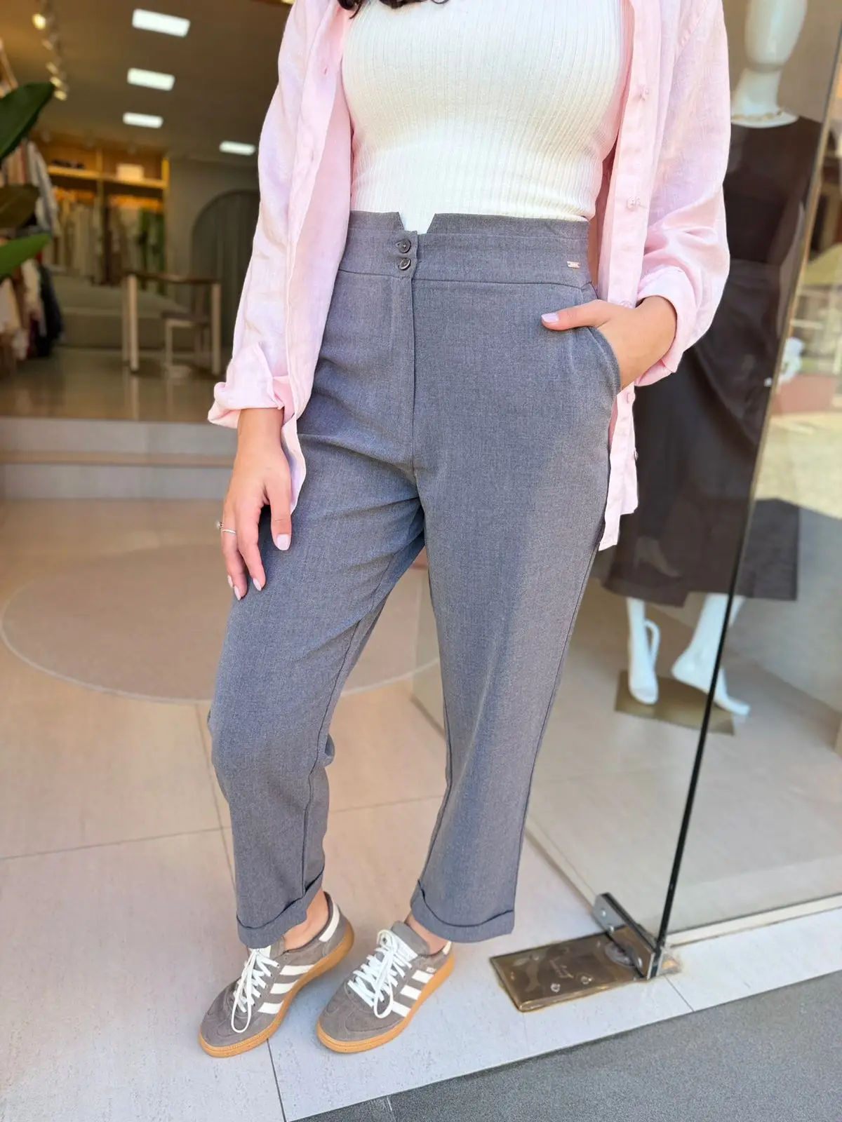 Calça cinza 1