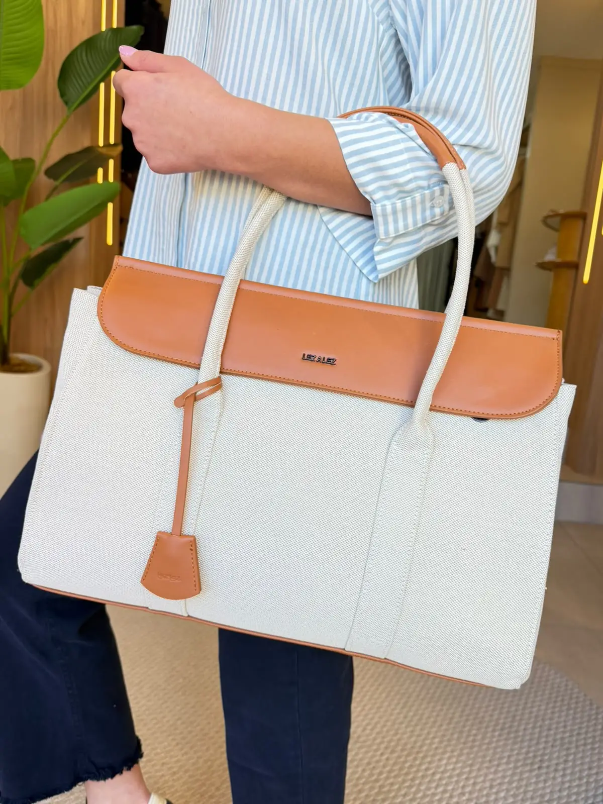 Bolsa lez 2